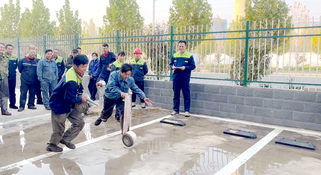 【應(yīng)急演練】消防三人兩帶大比拼，實戰(zhàn)演練爭分秒